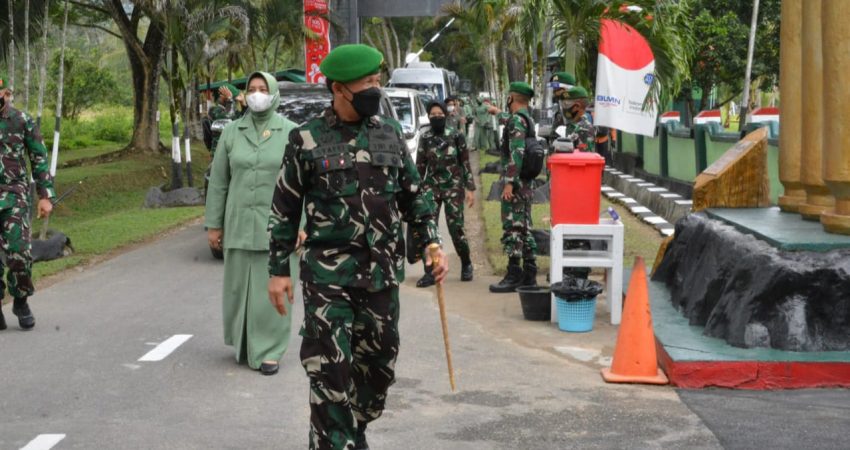 Pangdam XIV/Hsn: Yonif 725, Satuan Terbaik dan Membanggakan