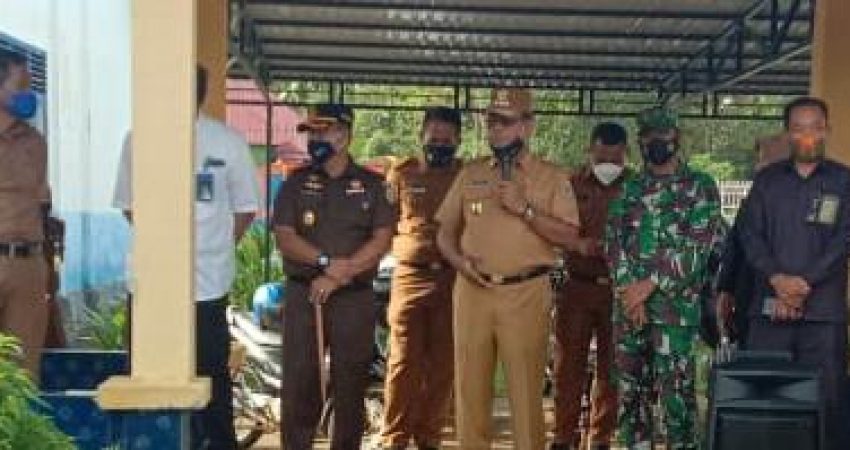 Tanggulangi Covid-19, Bupati Mubar Sidak ke SMPN 1 Kusambi