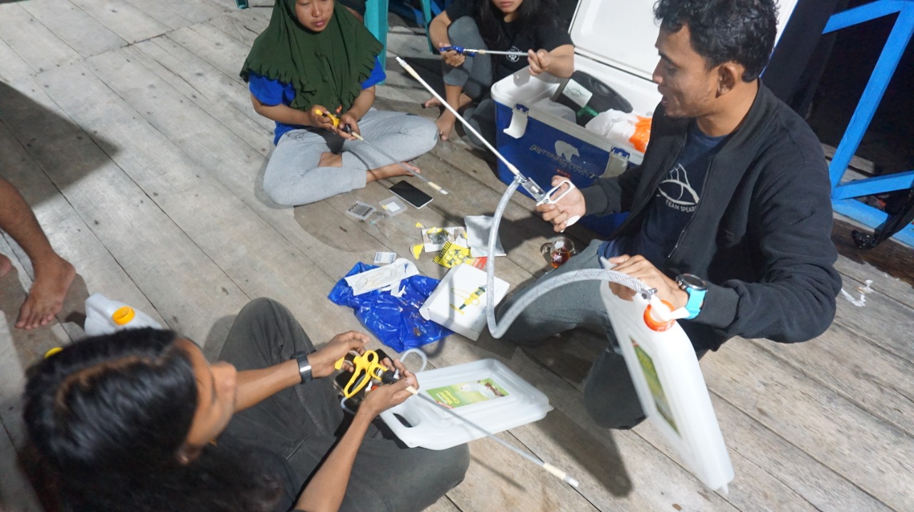 Persiapan tim untuk penanganan hama COTS di perairan Labengki