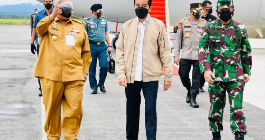 Bertolak ke Kendari, Kasetpres: Presiden Ingin Pastikan Pemda Aktif dalam Penanganan Covid-19
