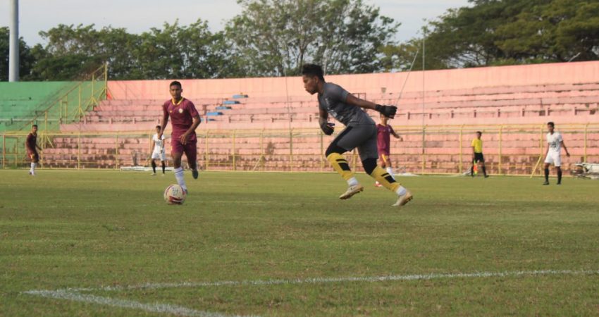 Pelatih Kiper Persijap Beri Kesempatan pada Kiper Daerah
