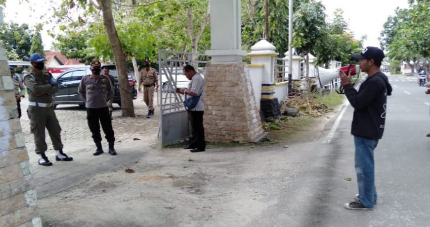 Aksi Koalisi Parlemen Jalan Soal Program 100 Hari Haliana-Ilmiati Daud