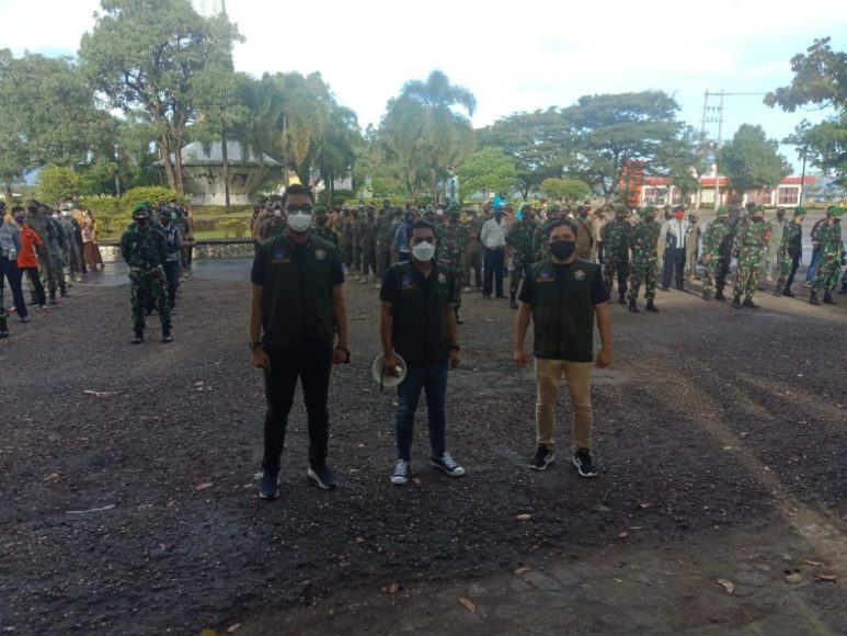 BPBD Sultra Beri Hand Sanitizer dan Ribuan Masker ke Pemda Muna