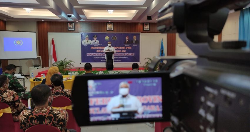 Buka Konferensi PWI Sultra, Ali Mazi: Siap Jadi Tuan Rumah HPN 2022