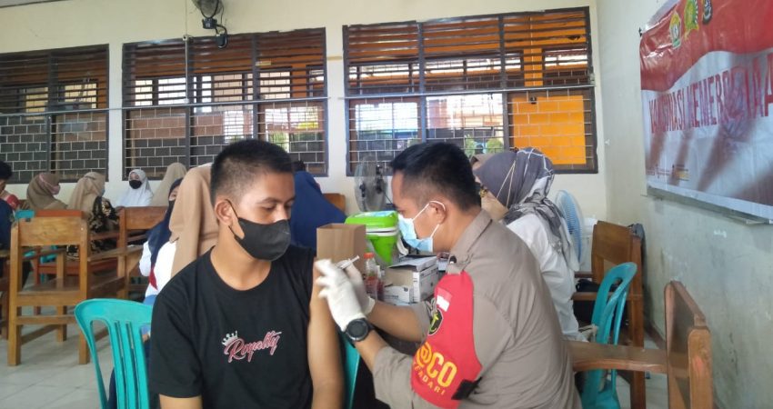 Persiapan Kuliah Tatap Muka, UMW dan Polda Sultra Kembali Laksanakan Vaksinasi