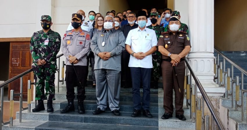 Pemprov Bersama DPRD Sultra Setujui Empat Raperda