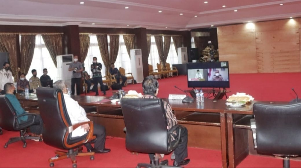Gubernur Sultra Hadiri Launching Hasil Pendataan Keluarga 2021 Secara Virtual