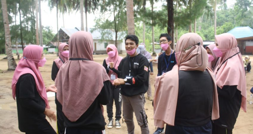 Jalin Silaturahmi, HMJ Pendidikan Bahasa Inggris Laksanakan Rekreasi Antar Angkatan