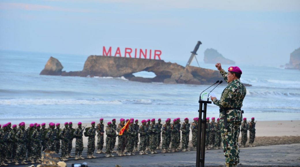 KASAL Pimpin Pembaretan Prajurit Remaja Korps Marinir TNI AL