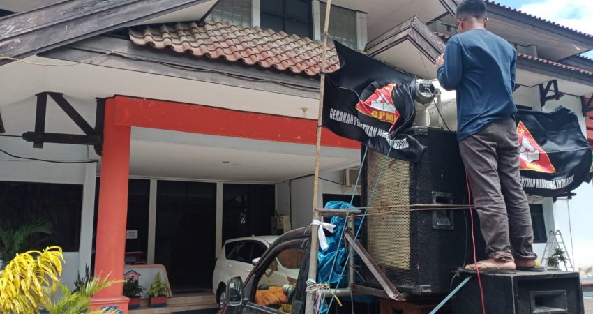 PHK Sepihak Tanpa Gaji, GPMI Demonstrasi di Depan PT Bulog