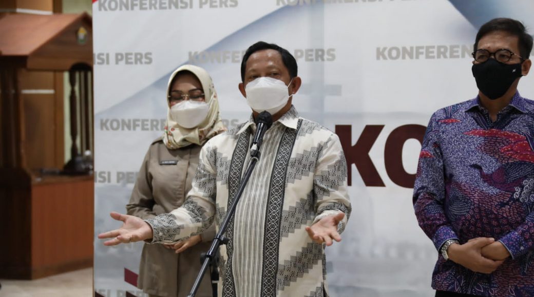Sesuai Arahan Presiden, Mendagri Pacu Pemda Akselerasi Vaksinasi Covid-19