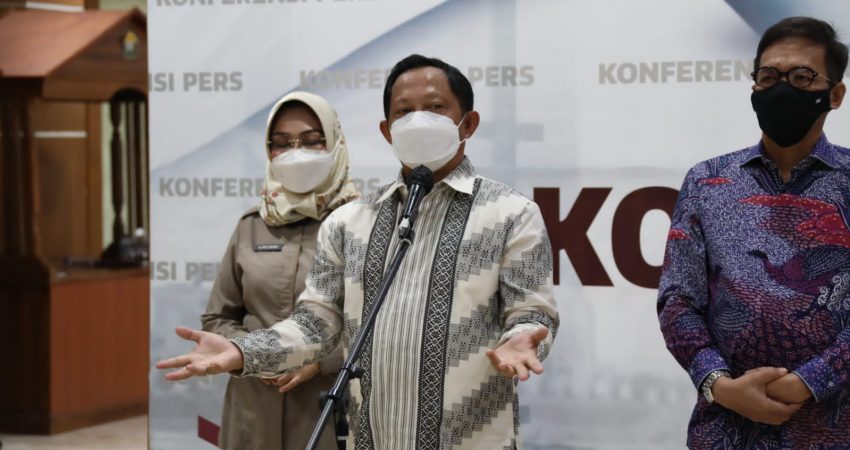 Sesuai Arahan Presiden, Mendagri Pacu Pemda Akselerasi Vaksinasi Covid-19