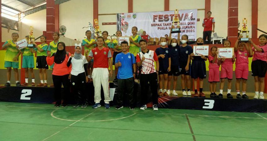 Regu Sepaktakraw Jepara Sapu Bersih Gelar Juara Piala Bupati Jepara