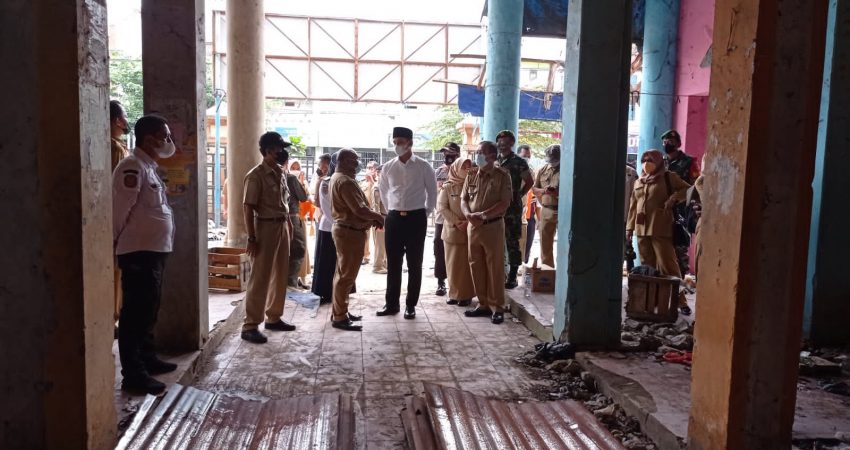 Bupati Kendal Tutup Eks Pasar Weleri Secara Simbolis