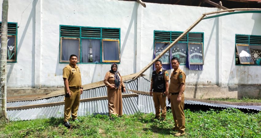Diterjang Puting Beliung, Dikbud Konawe Lakukan Peninjauan