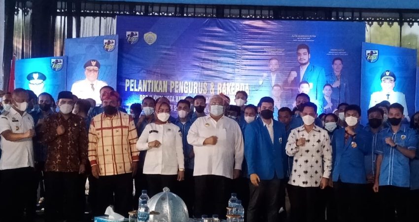 Alvin Akawijaya Putra Resmi Lantik Ketua dan Pengurus KNPI Baubau 2022-2025
