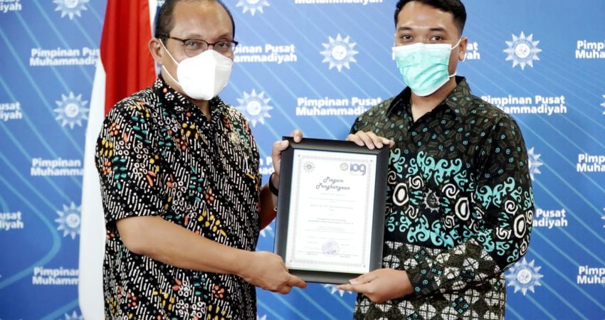 PP Muhammadiyah Beri Penghargaan Kepada RS PKU Muhammadiyah Mayong Jepara