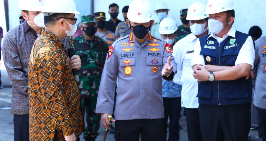 Tinjau Pabrik di Palembang, Kapolri Minta Produksi Minyak Curah Ditingkatkan