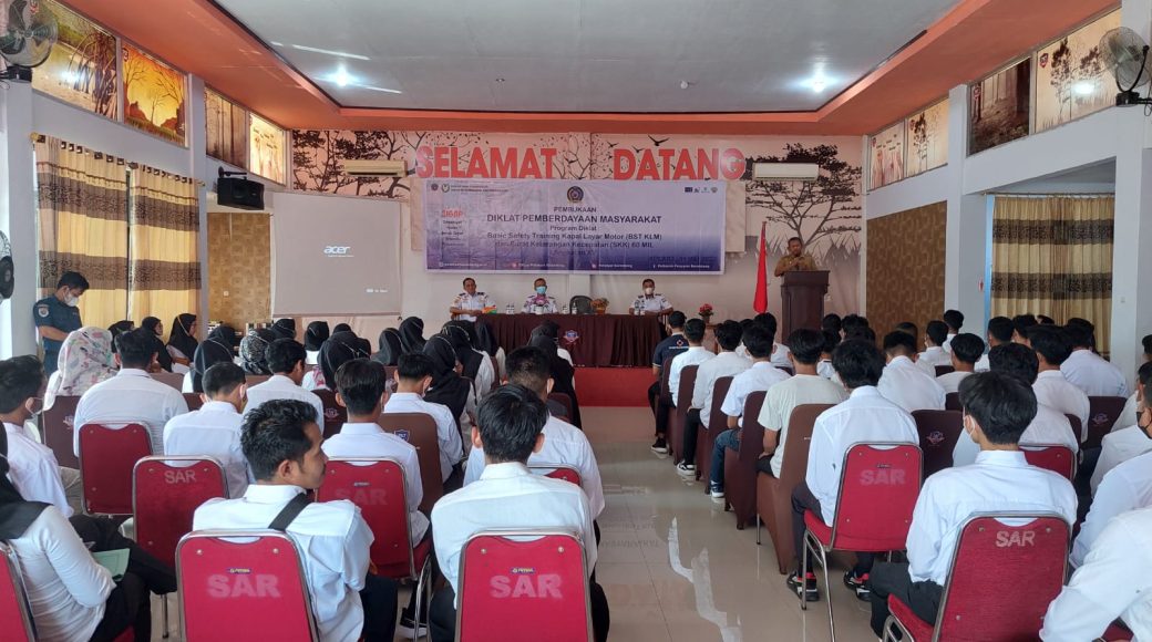 81 Putra Putri Kolaka Ikut Diklat Pemberdayaan Masyarakat BST KLM Politeknik Pelayaran Barombong