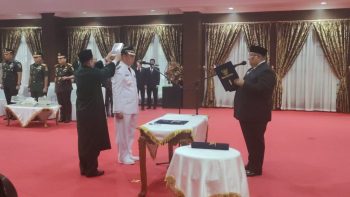Ali Mazi Lantik Asmawa Tosepu Sebagai Pj Wali Kota Kendari