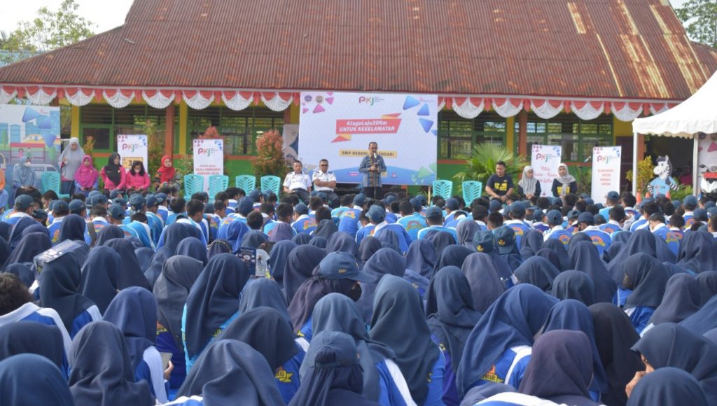 Keselamatan Lalu Lintas dan Angkutan Jalan Disosialisasikan di SMPN 10 Kendari