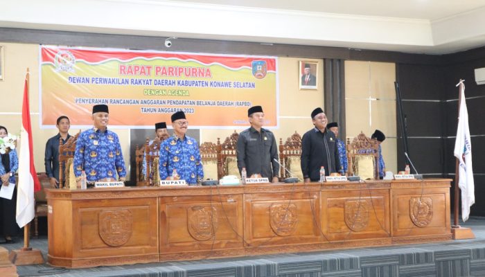 Pemda Resmi Serahkan RAPBD 2023 ke DPRD Konawe Selatan