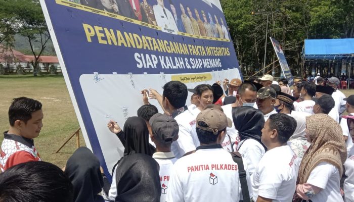 Bupati Konawe, Kery Saiful Konggoasa saat sambutan