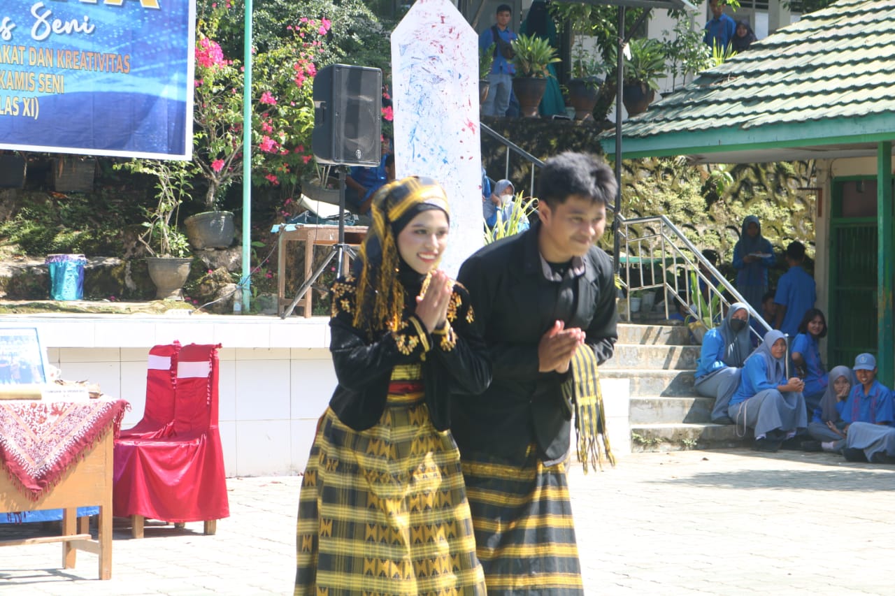 SMAN 1 Kendari Gelar Karya Seni dan Budaya, Surlina: Kegiatan Ini Luar Biasa