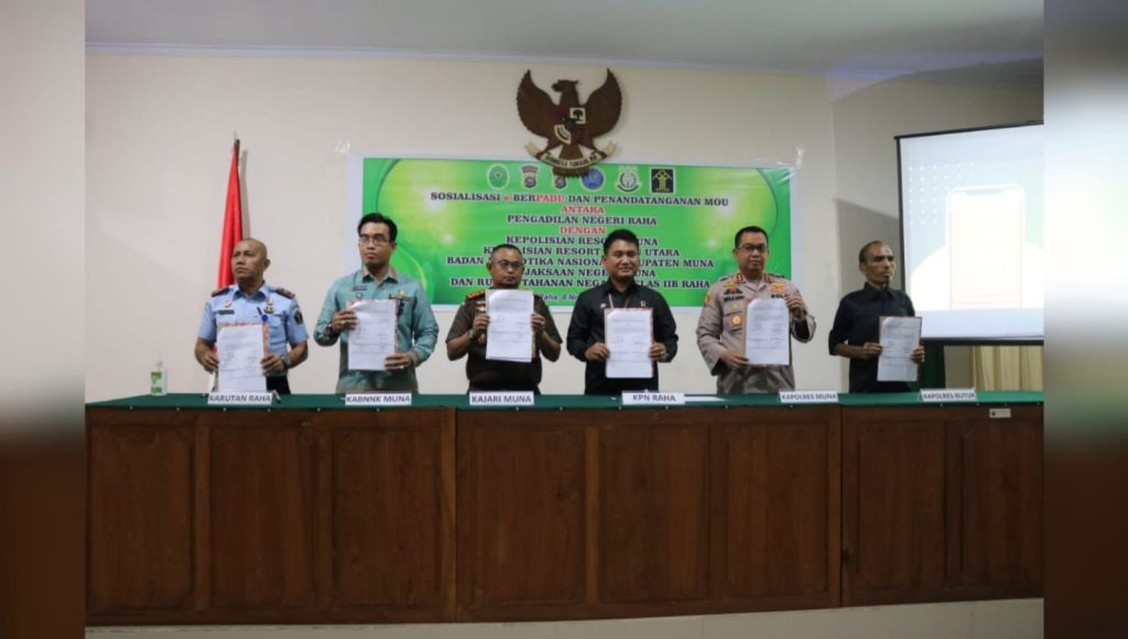 Wujudkan Badan Peradilan Berbasis Digital, PN Raha Gelar Sosialisasi dan Penandatanganan MoU
