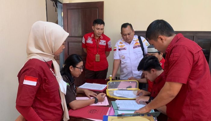 Penyidik Kejati Sultra Limpahkan Berkas Perkara Tersangka Tipikor Dana Nasabah BPD ke JPU