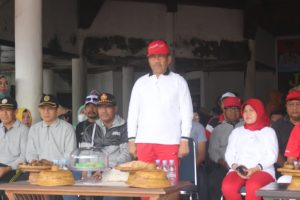 Peringati HGN dan HUT PGRI ke-77 Pemda Muna Gelar Jalan Santai