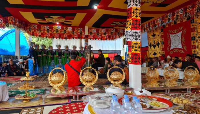 Masyarakat Adat Mekongga Sukses Gelar Acara Mosehe Wonua dan Musyawarah Adat I