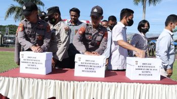 Polresta Kendari dan Polsek Jajaran Galang Dana Kemanusiaan Gempa Cianjur