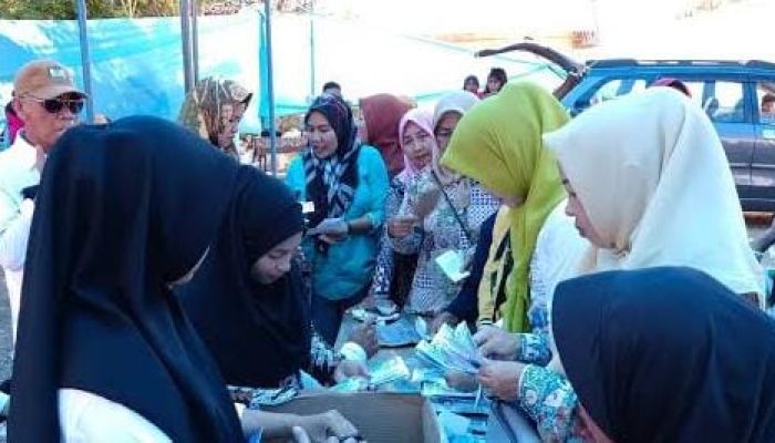 Gelar Pasar Murah, Berikut Harapan Kadin Konawe