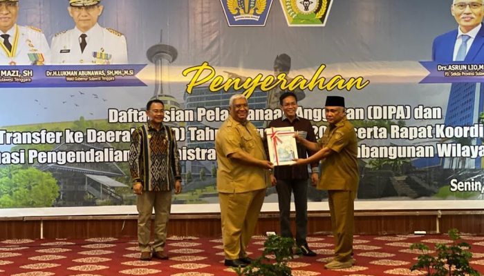 Serahkan DIPA dan TKD Konawe, Ini Pesan Gubernur Sultra