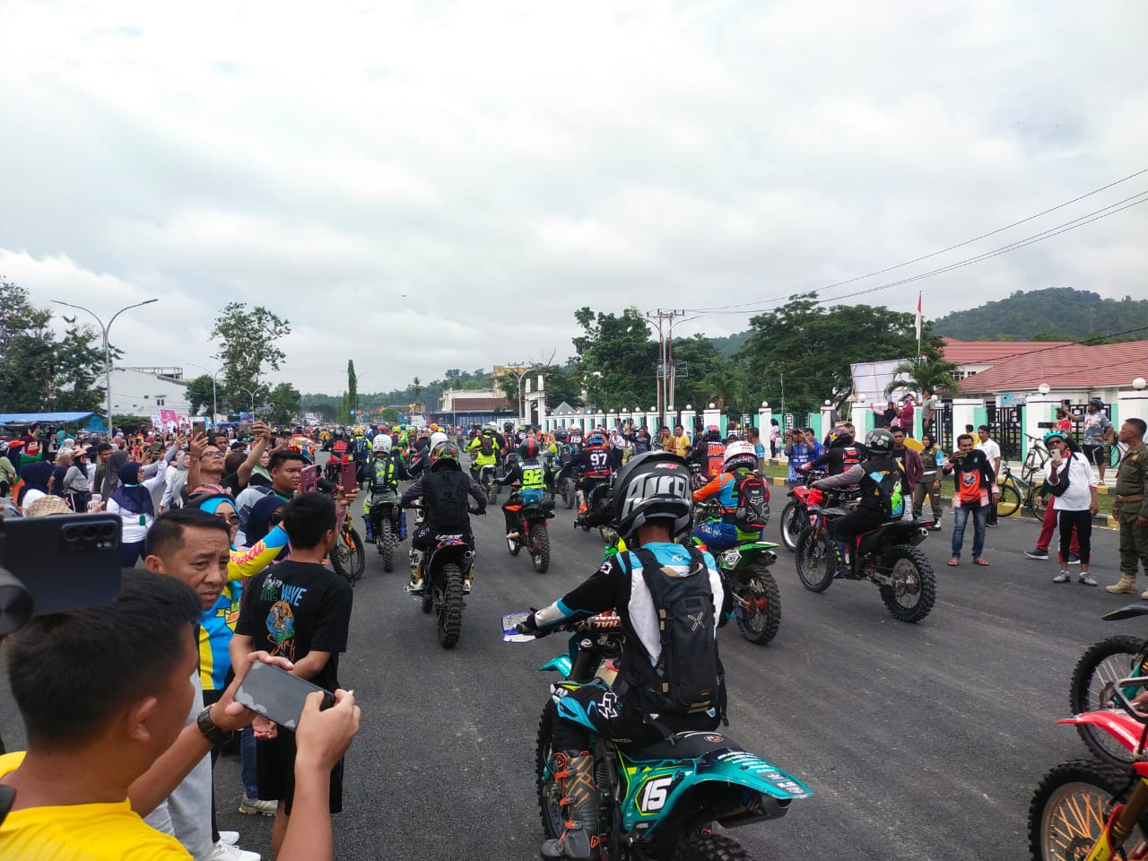 Jelang HUT ke-63, Raider Luar Sultra Ramaikan Adventure Jelajah Alam Konawe
