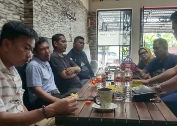 Wakil Ketua DPRD Sultra H. Jumarding Hadiri Undangan Diskusi KKW Kolaka Utara