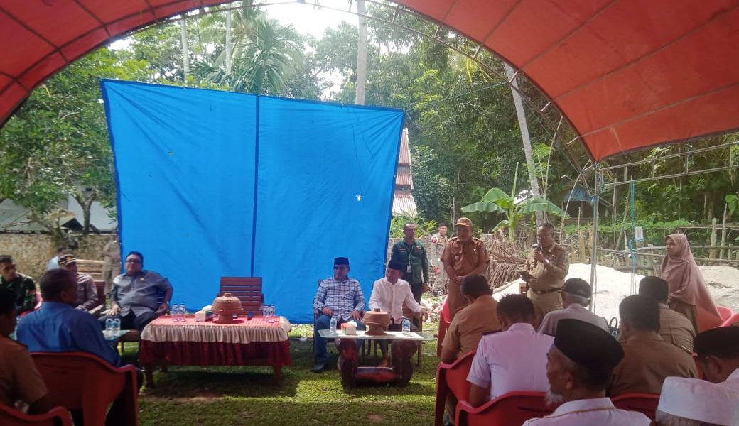 Pj Bupati Mubar Dr Bahri Letakkan Batu Pertama Pembangunan Masjid Quba