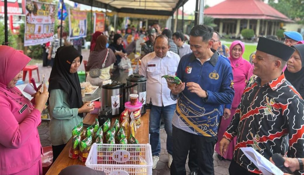 Gandeng Pelaku Usaha Binaan Bhayangkari, Polres Konsel Gelar Bazar UMKM