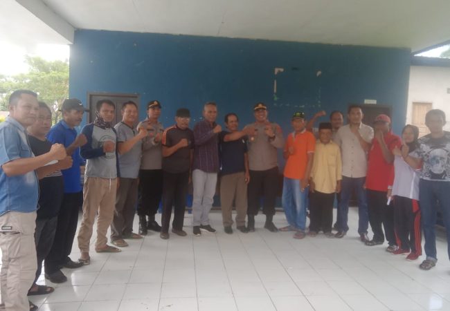 Jumat Curhat di Waumere, Polsek Tikep Beri Ruang Pengaduan Masyarakat