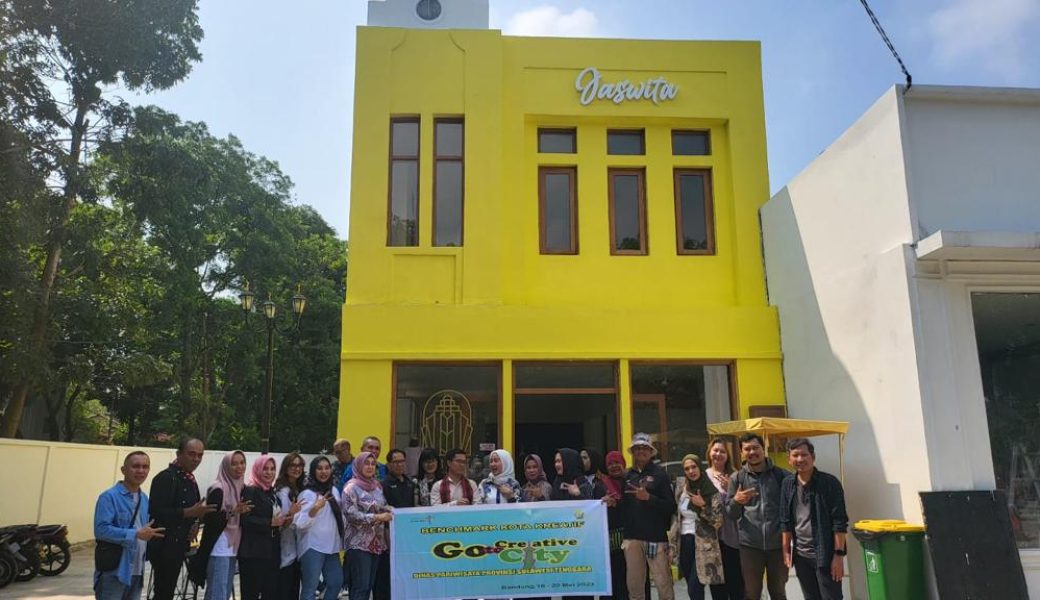 Pelaku Ekraf Sultra Bencmarking Industri Kreatif di Bandung