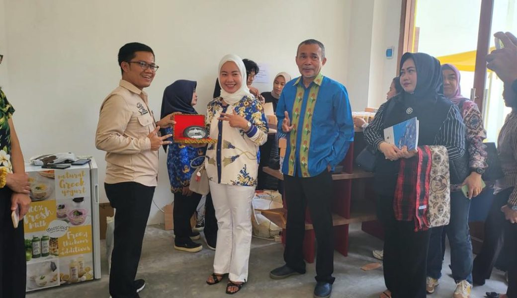 Pelaku Ekraf Sultra Bencmarking Industri Kreatif di Bandung