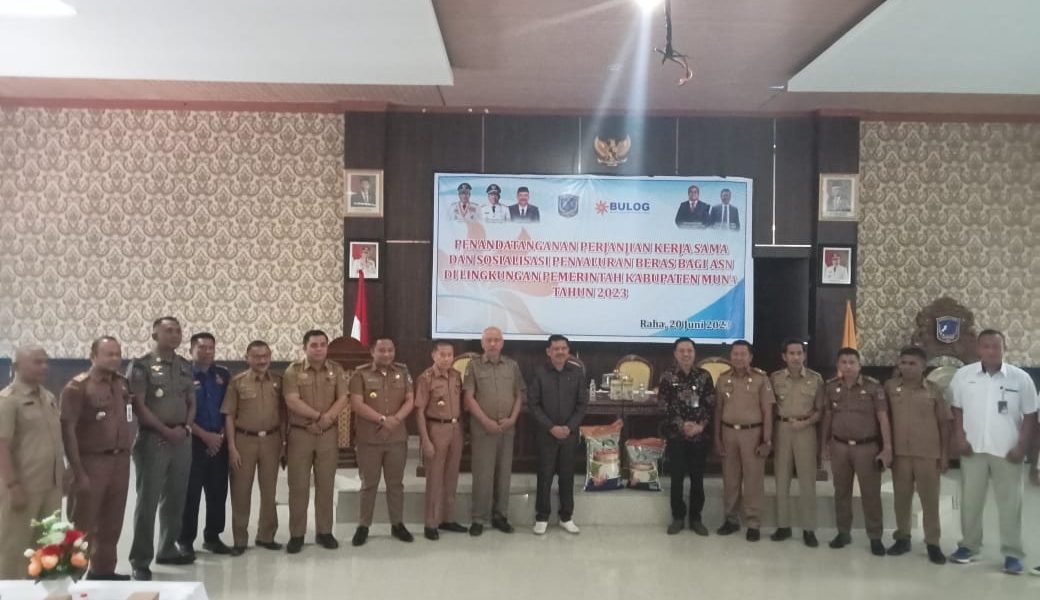 Pemkab Muna Jalin Kerja Sama Dengan Bulog Salurkan Beras