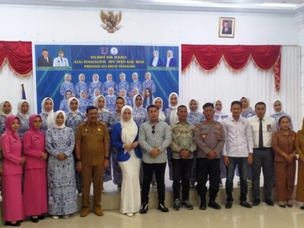 Pemda Resmi Mengukuhkan IWAPI Muna