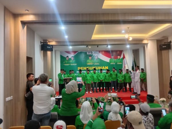 Pengukuhan PAC PPP, ASR Optimis Raih 10 Kursi Parlemen Muna