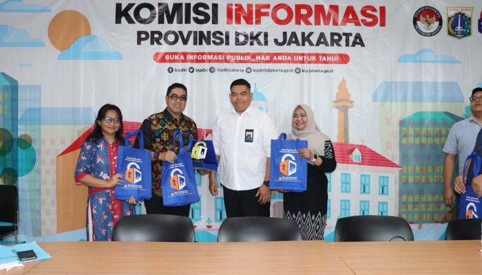 Komisi Informasi Sultra Melakukan Konsultasi Dengan KI Pusat