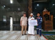 PT Antam UBPN Kolaka Renovasi Plafond Masjid Babussalam Huko-huko