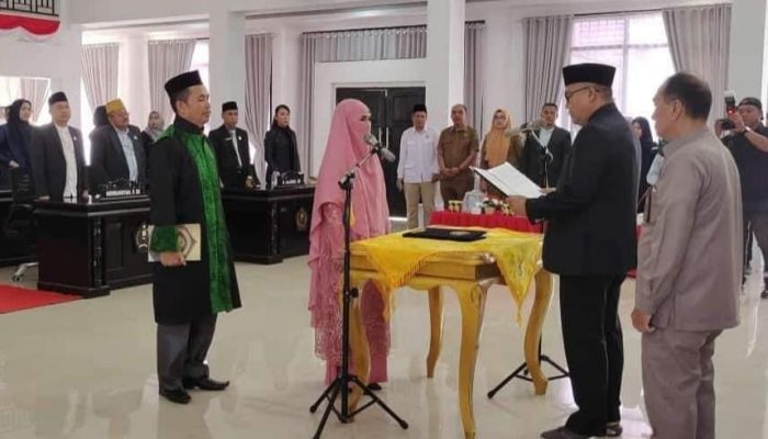 Ade Irmawati Resmi Dilantik Sebagai PAW DPRD Konawe