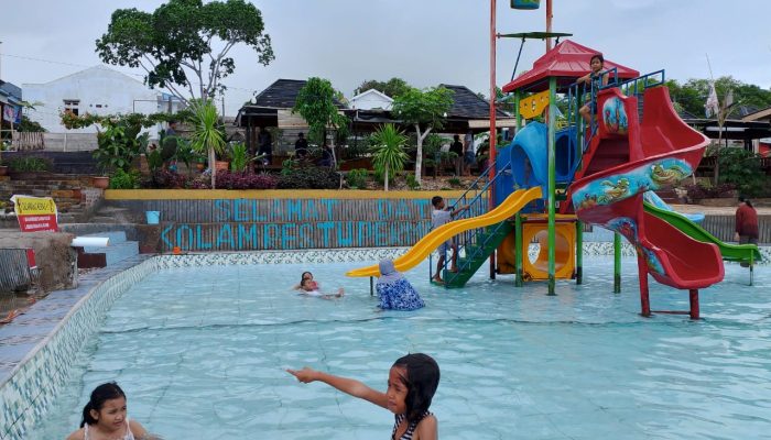 Wisata Kolam Restu Permai Menikmati Berenang Dengan Suguhan Panorama Alam
