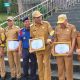Wali Kota Baubau Berikan Penghargaan Lima OPD Terbaik